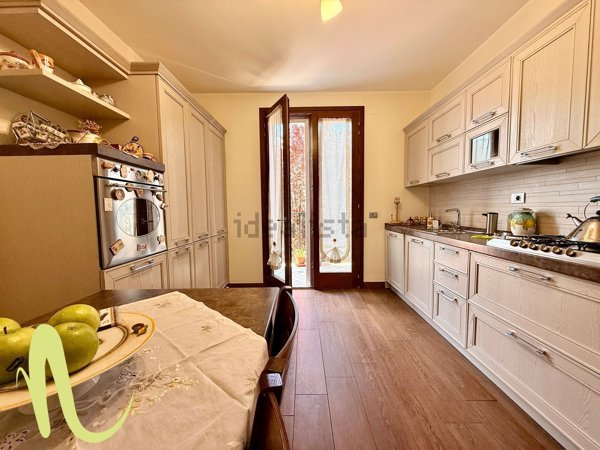 appartamento in vendita a Cesenatico in zona Sala