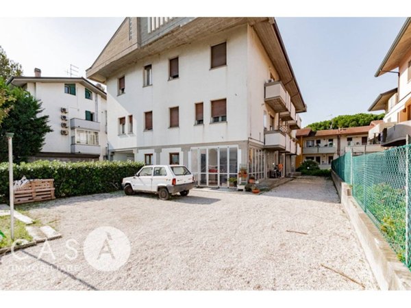 casa indipendente in vendita a Cesenatico