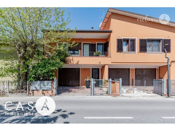 casa indipendente in vendita a Cesenatico in zona Villamarina