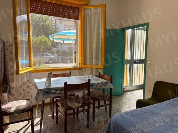 casa indipendente in vendita a Cesenatico in zona Villamarina