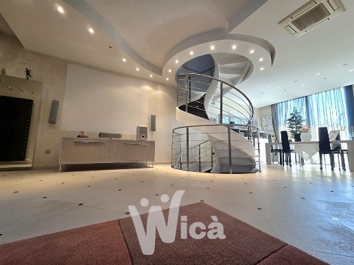 casa indipendente in vendita a Cesenatico in zona Villamarina