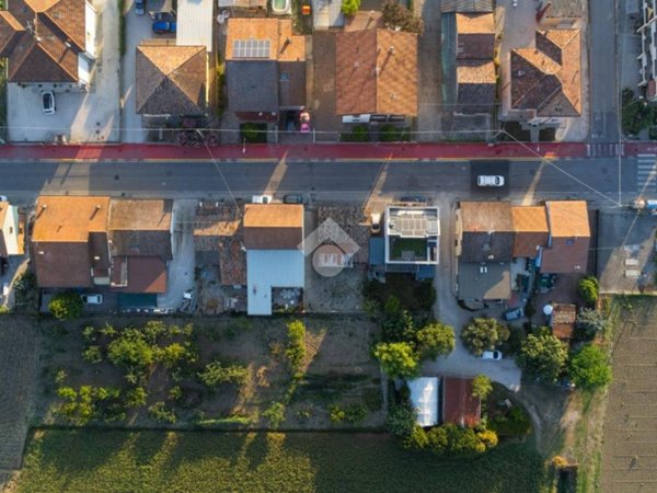 casa indipendente in vendita a Cesenatico in zona Sala