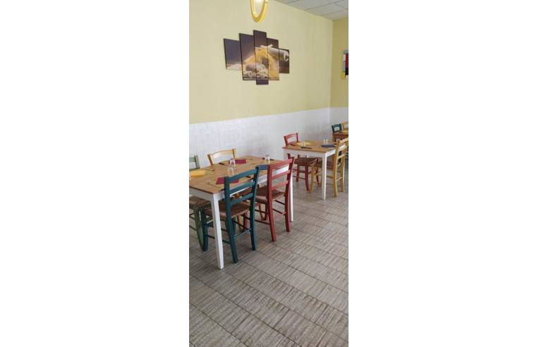 negozio in vendita a Cesenatico in zona Sala