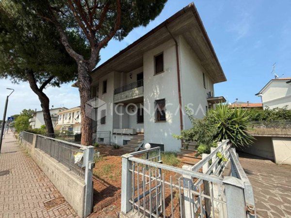 casa indipendente in vendita a Cesenatico