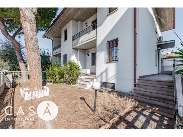casa semindipendente in vendita a Cesenatico