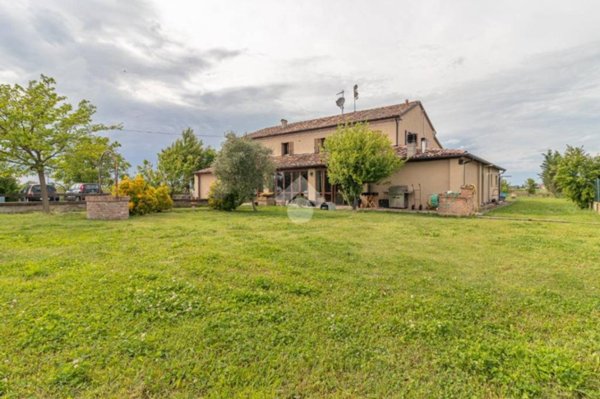 casa indipendente in vendita a Cesenatico in zona Sala