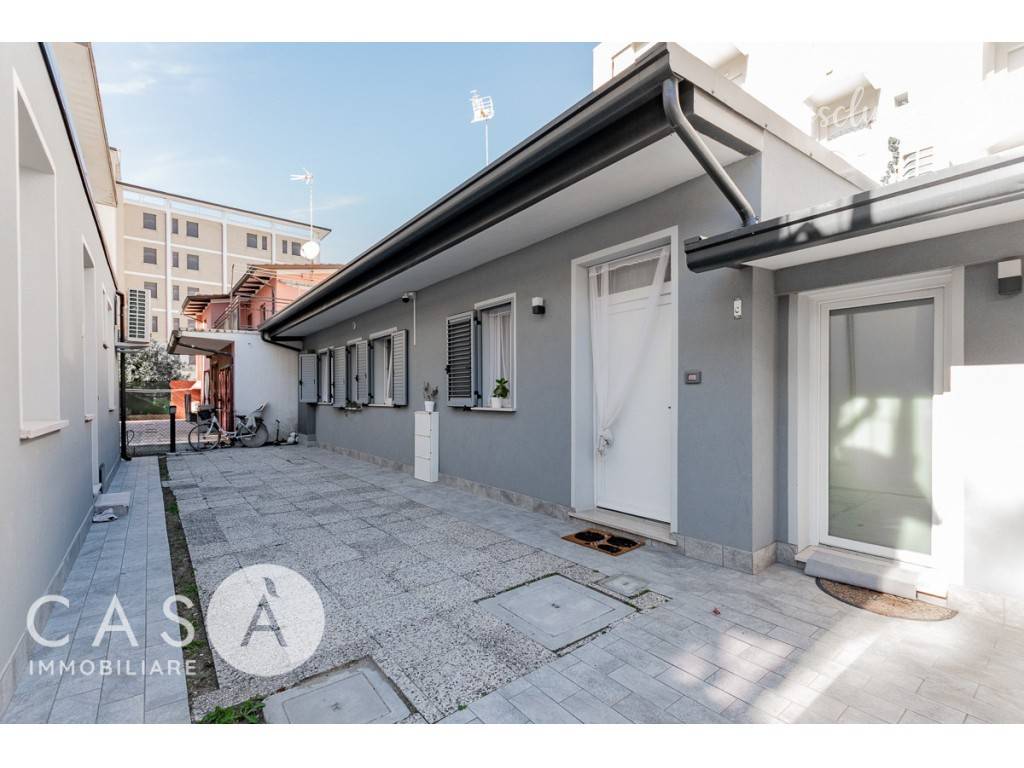 appartamento in vendita a Cesenatico in zona Villamarina
