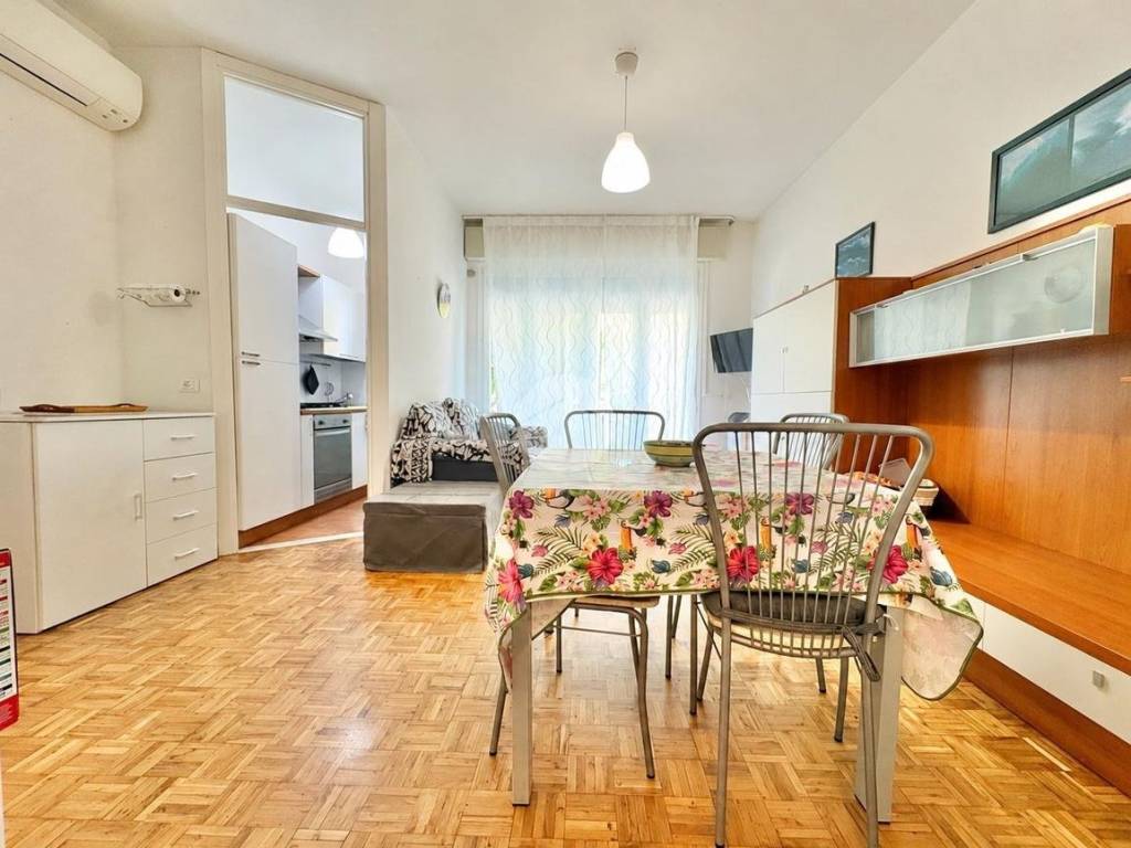 appartamento in vendita a Cesenatico in zona Valverde