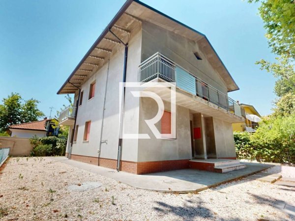 appartamento in vendita a Cesenatico in zona Villamarina