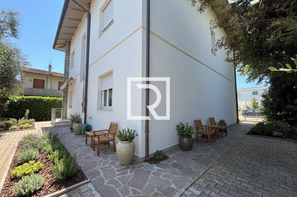 casa indipendente in vendita a Cesenatico in zona Bagnarola