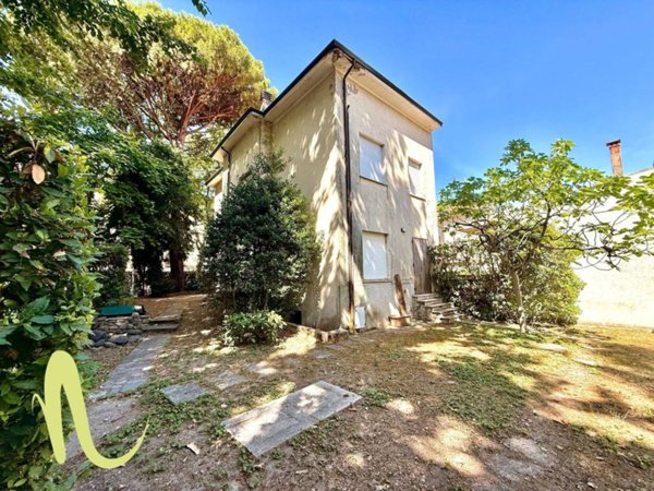casa indipendente in vendita a Cesenatico