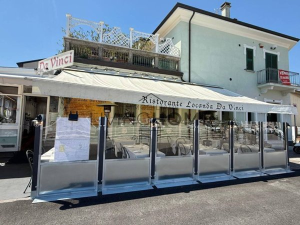 negozio in vendita a Cesenatico