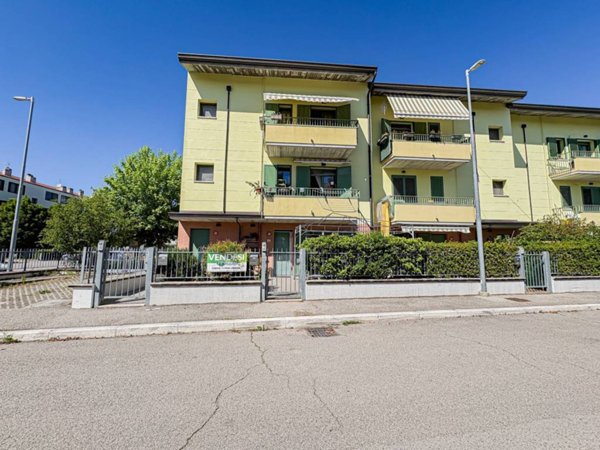 appartamento in vendita a Cesenatico in zona Sala