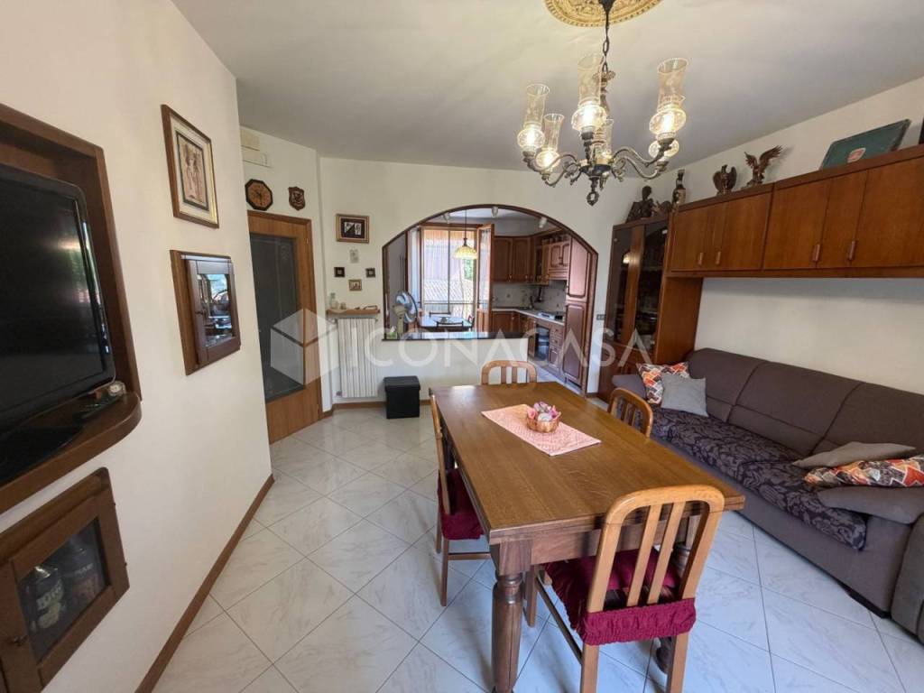 casa indipendente in vendita a Cesenatico in zona Cannucceto