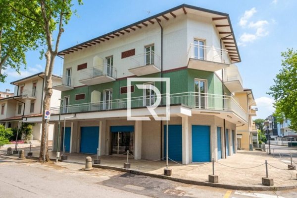appartamento in vendita a Cesenatico in zona Villamarina