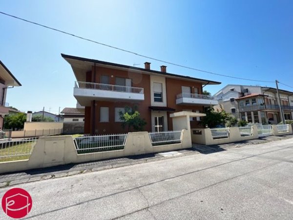 appartamento in vendita a Cesenatico in zona Bagnarola