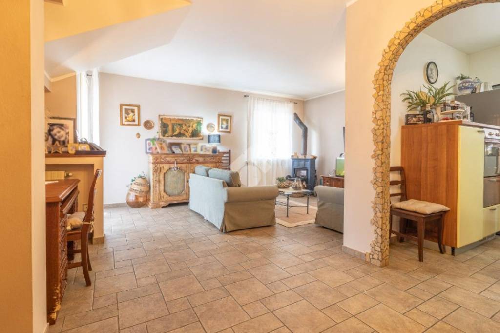 casa indipendente in vendita a Cesenatico in zona Borella