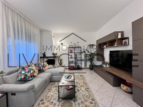 casa indipendente in vendita a Cesenatico in zona Borella