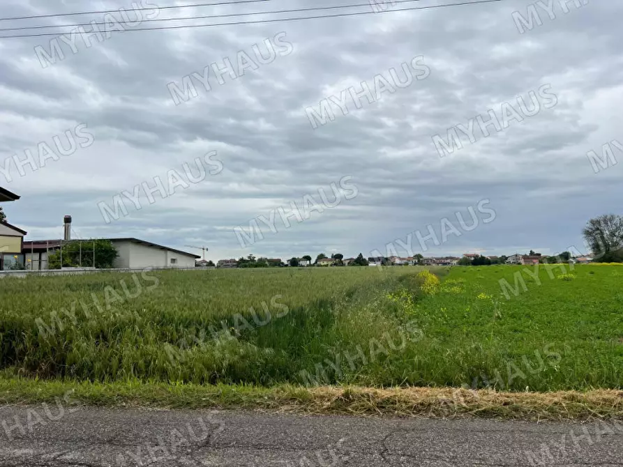 terreno in vendita a Cesenatico in zona Borella