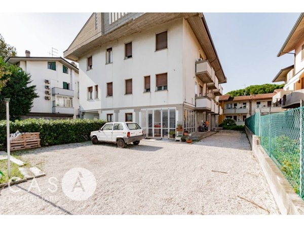 casa indipendente in vendita a Cesenatico in zona Borella
