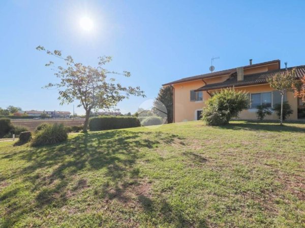 casa indipendente in vendita a Cesenatico in zona Sala