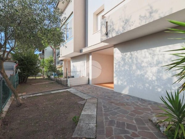 casa indipendente in vendita a Cesenatico in zona Borella