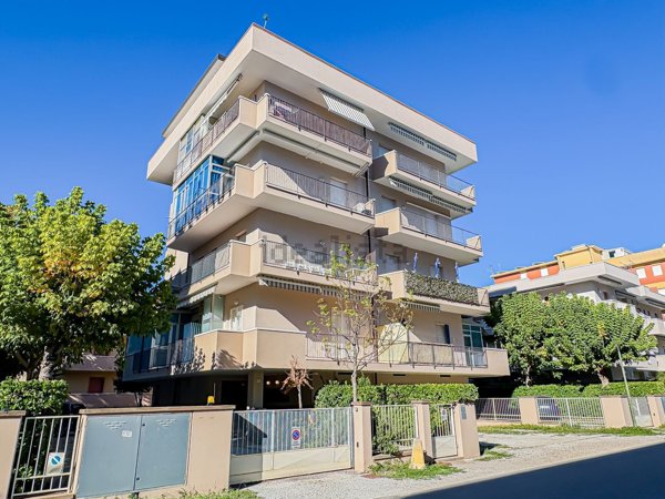appartamento in vendita a Cesenatico in zona Valverde