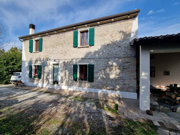 casa indipendente in vendita a Civitella di Romagna in zona Cusercoli