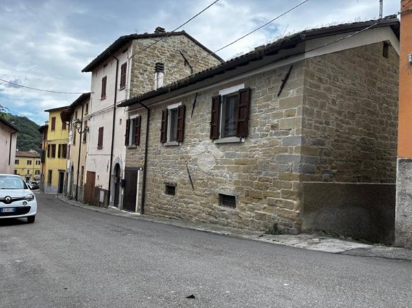 casa indipendente in vendita a Civitella di Romagna