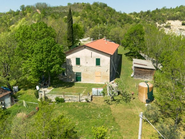 casa indipendente in vendita a Civitella di Romagna in zona Nespoli