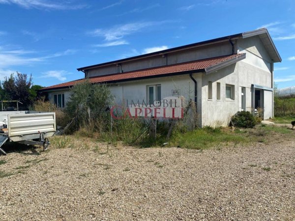 casa indipendente in vendita a Civitella di Romagna