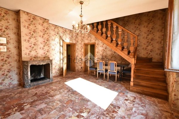 casa indipendente in vendita a Civitella di Romagna