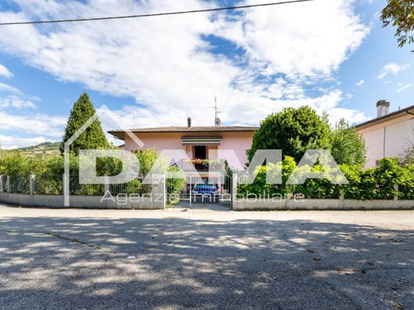 casa indipendente in vendita a Civitella di Romagna in zona Cusercoli