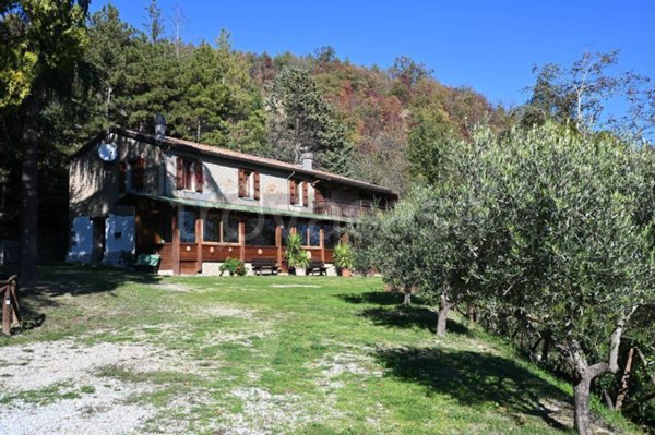 casa indipendente in vendita a Civitella di Romagna
