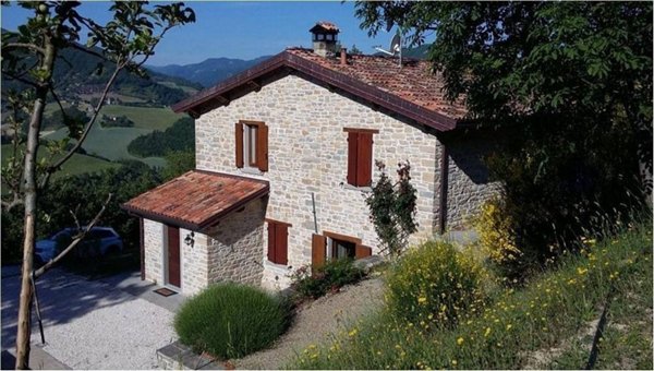 casa indipendente in vendita a Civitella di Romagna