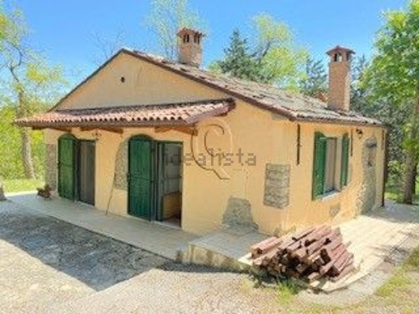 appartamento in vendita a Civitella di Romagna in zona Seguno