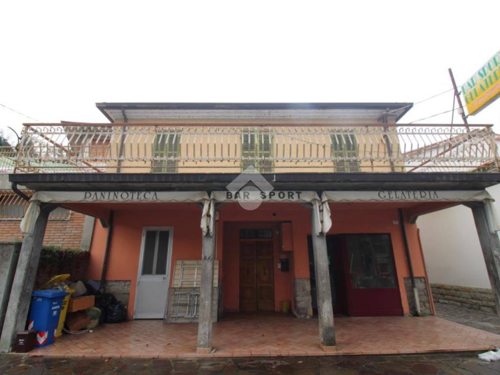 casa indipendente in vendita a Civitella di Romagna in zona Cusercoli