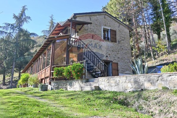 casa indipendente in vendita a Civitella di Romagna