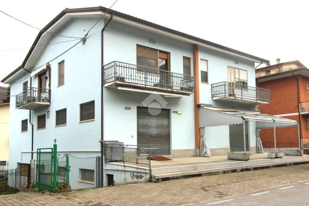 casa indipendente in vendita a Civitella di Romagna