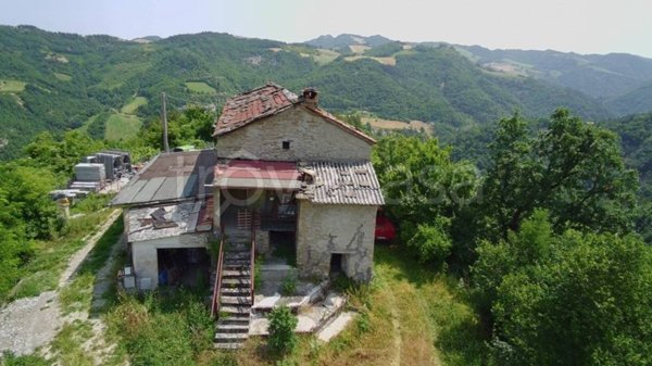 casa indipendente in vendita a Civitella di Romagna