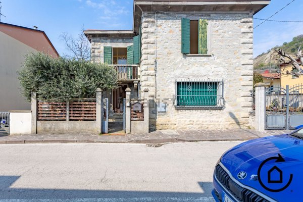 casa indipendente in vendita a Civitella di Romagna in zona Cusercoli