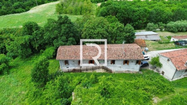 casa indipendente in vendita a Civitella di Romagna in zona Nespoli