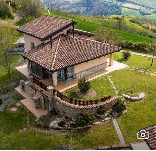 casa indipendente in vendita a Civitella di Romagna