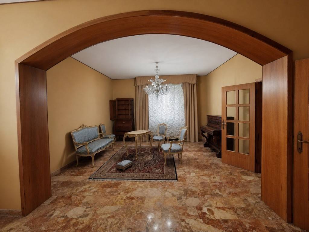 intera palazzina in vendita a Civitella di Romagna in zona Collina