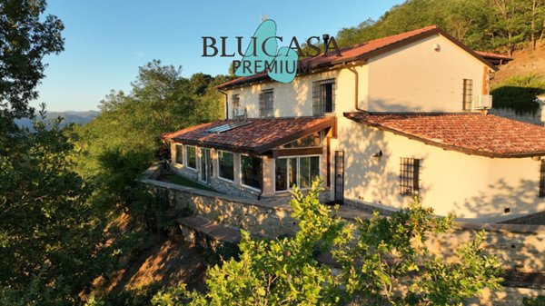 casa indipendente in vendita a Civitella di Romagna in zona Cusercoli