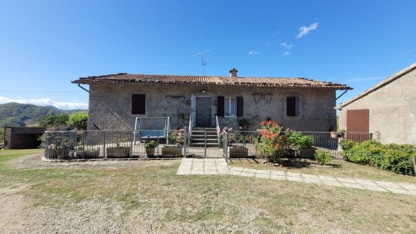 casale in vendita a Civitella di Romagna in zona Seggio