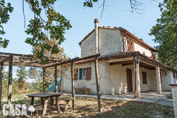casa indipendente in vendita a Civitella di Romagna in zona Collina