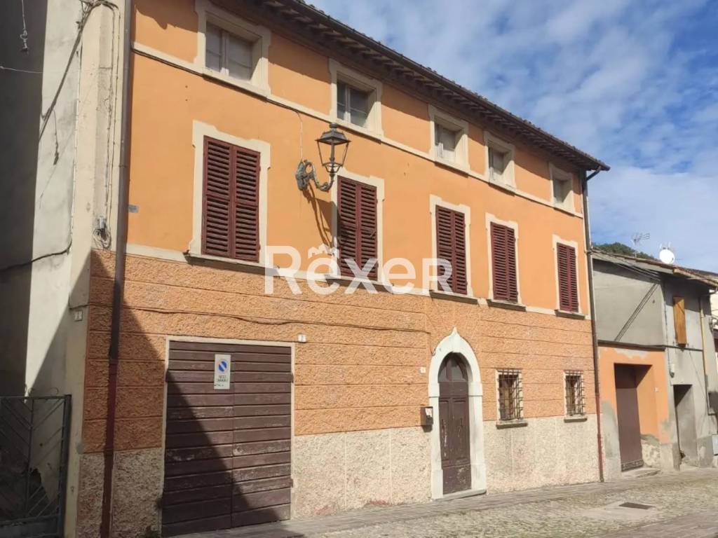 casa indipendente in vendita a Civitella di Romagna in zona Collina