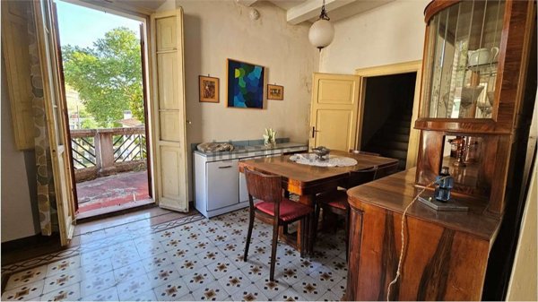 casa indipendente in vendita a Dovadola