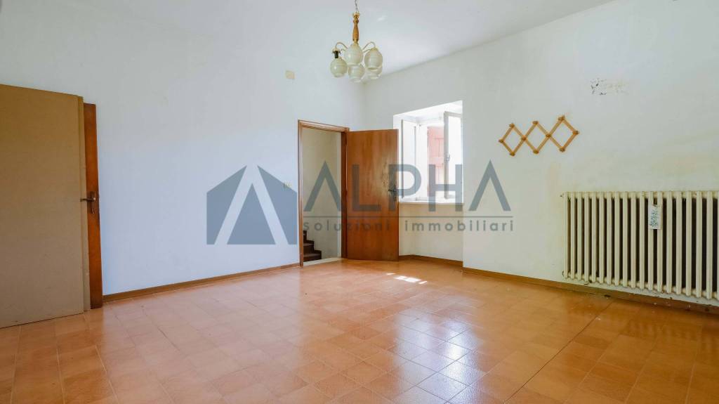 casa indipendente in vendita a Dovadola